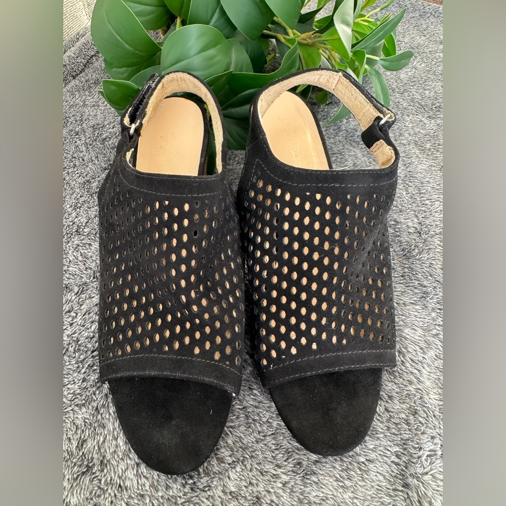 Stylish Black Women's Sandals